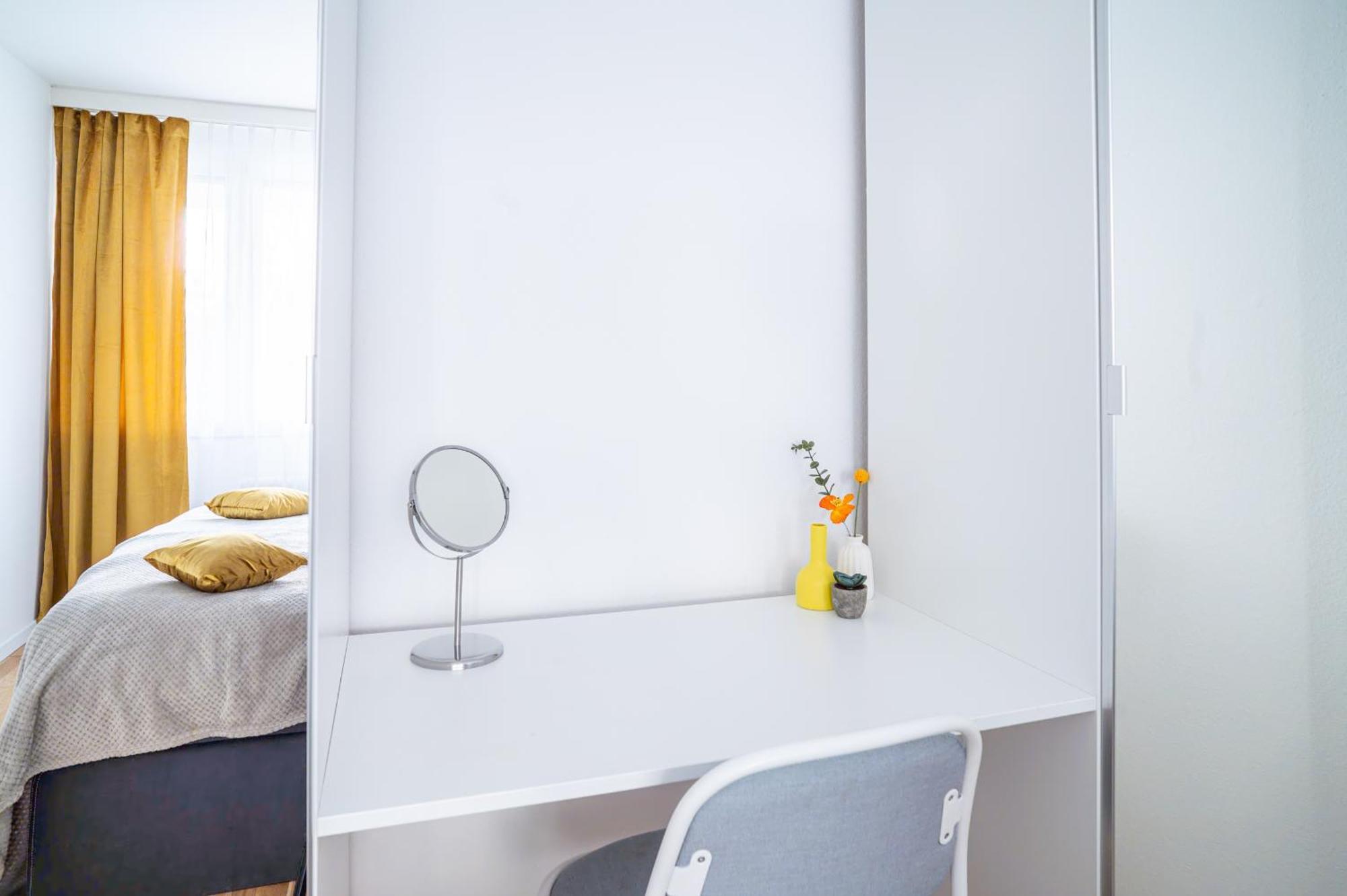 Expo-Basel-Ch Apt, Amazon Prime Video, Wifi, Coffee & Tee, Popcorn, Kitchen ภายนอก รูปภาพ